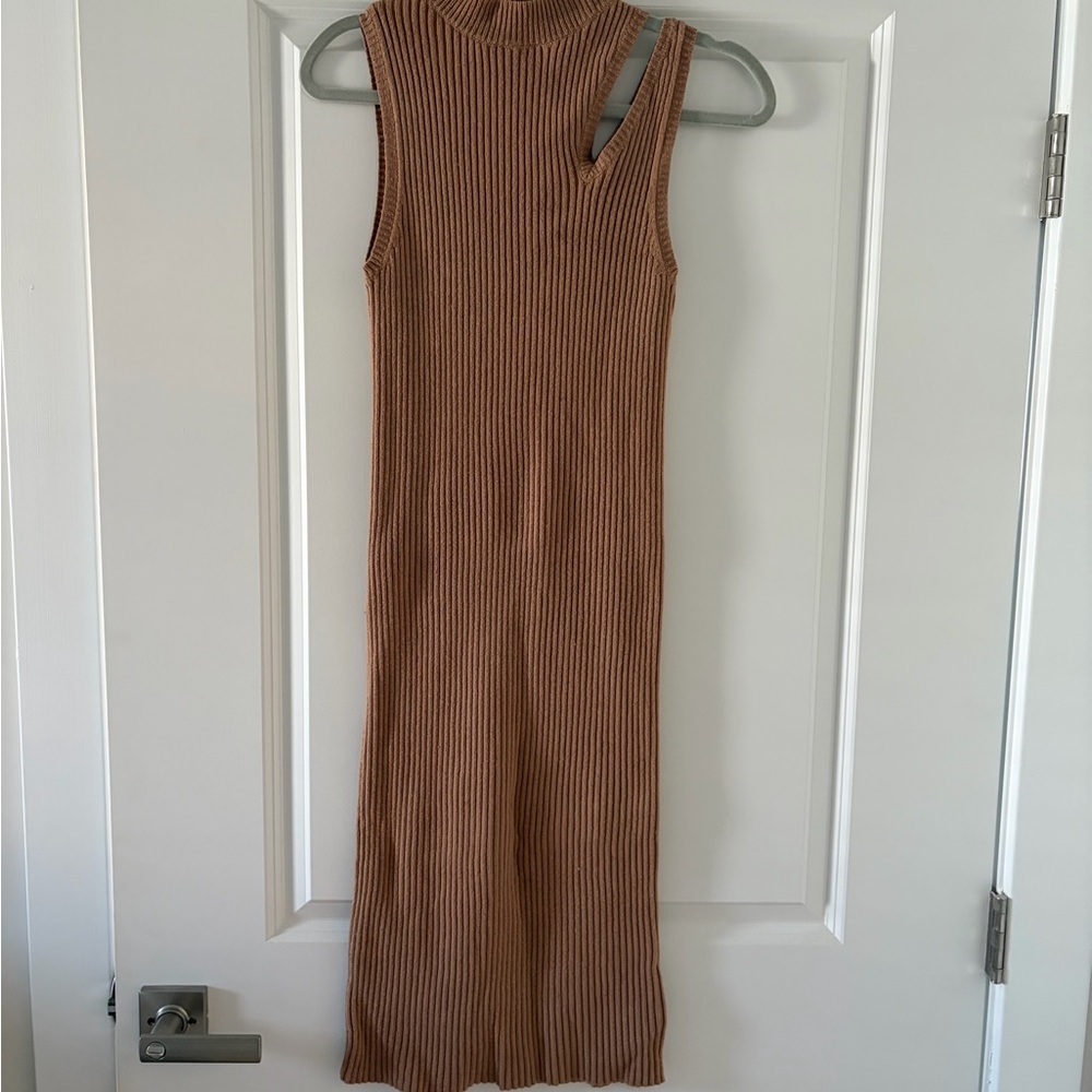 Astr Sleeveless Ribbed Brown Midi Dress